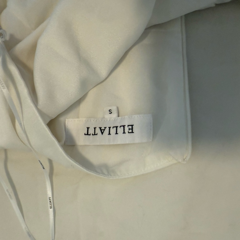 Elliatt Asymmetrical White Dress - Picture 6 of 8